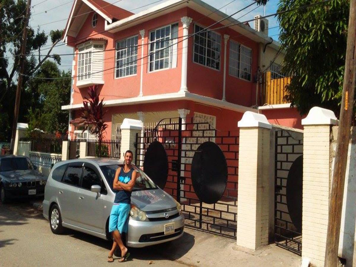 Dancehall Hostel Kingston Buitenkant foto